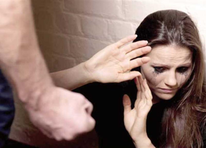 العنف المنزلي يزيد احتمالات الإصابة بالربو وأمراض الحساسية لدى المرأة