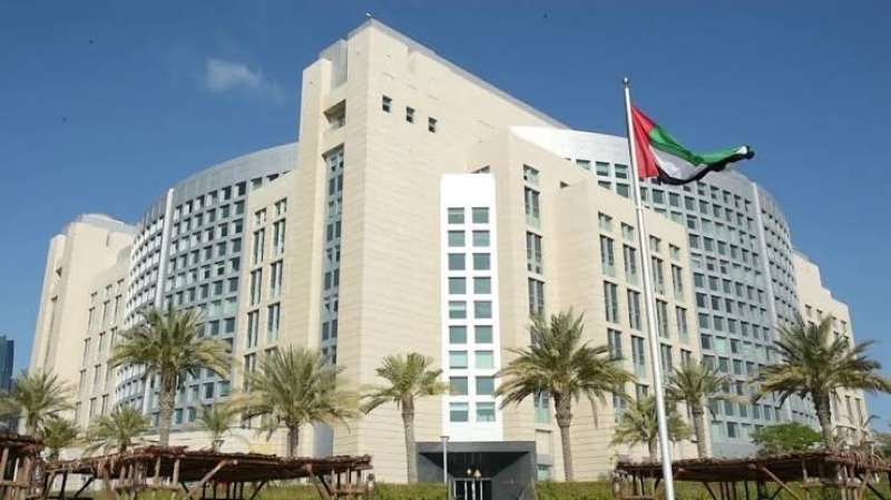 الإمارات تستدعي القائم بالأعمال في سفارة السويد وتستنكر الاعتداءات على نسخ من القرآن