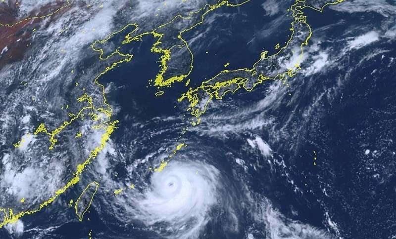إلغاء 166 رحلة جوية في جزيرة ”جيجو” الكورية الجنوبية بسبب إعصار ”خانون”