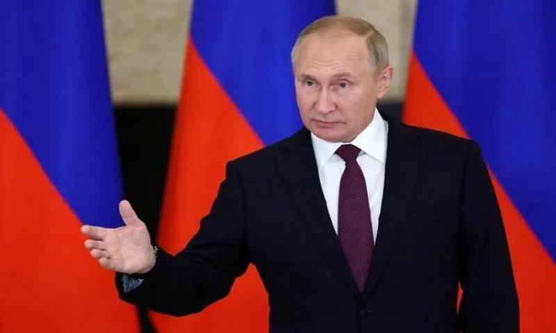 بوتين: العودة إلى اتفاق الحبوب يتوقف على تلبية المطالب الروسية