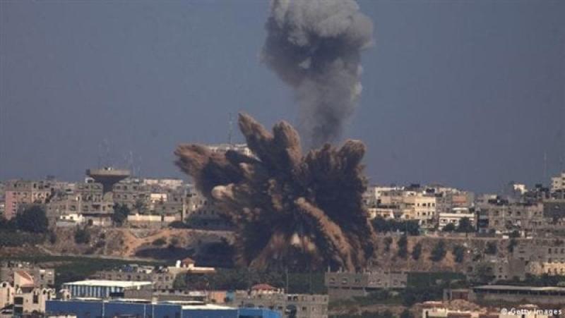 استشهاد سيدة أردنية وعائلتها في قصف على قطاع غزة