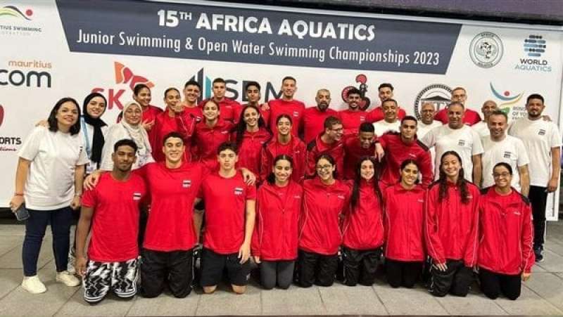 أشرف صبحي يهنئ منتخب مصر للسباحة بفوزه بالبطولة الأفريقية للشباب بمورشيوس