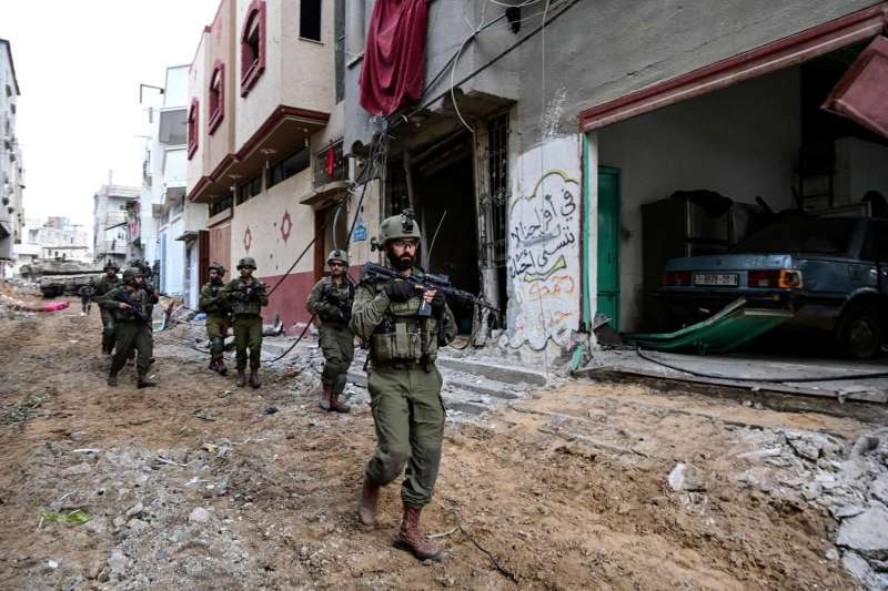 جيش الاحتلال الاسرائيلي يعلن مقتل 8 جنود أثناء القتال في غزة