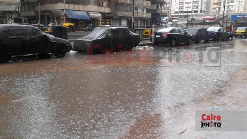 تستمر لمدة 5 أيام.. سقوط أمطار غزيرة على مدن الإسكندرية مع بداية نوة الفيضة الصغرى