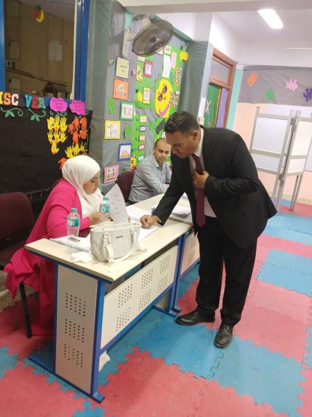 محمد صالح يدلي بصوته الانتخابي.. ويؤكد: كل صوت في الصندوق هو لبنة جديدة في صرح الوطن