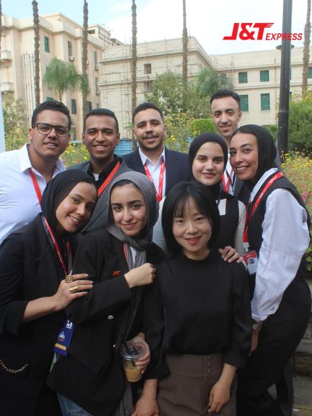 Jamp;T Express Egypt تلتقي بالمواهب الشابة في CUEF 3rd Edition